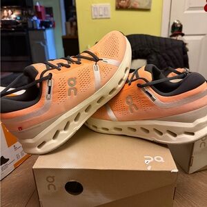 On Cloud cloudsurfer 2s sz 12 mens new in box !!